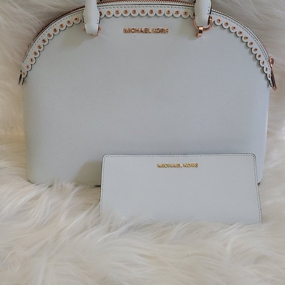 Diferent colors - Picture 2 of 9